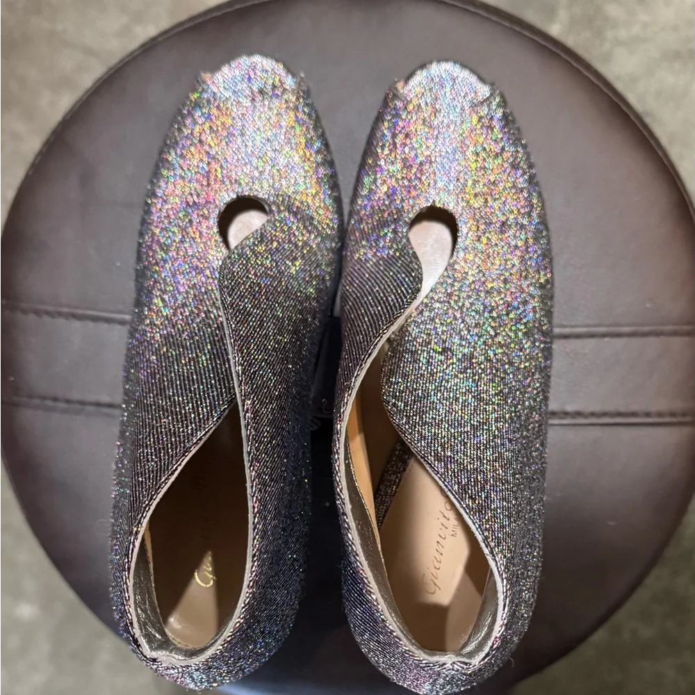 Gianvito Rossi Glittering Silver Peep Toe Heels - New without Box - Picture 2 of 7